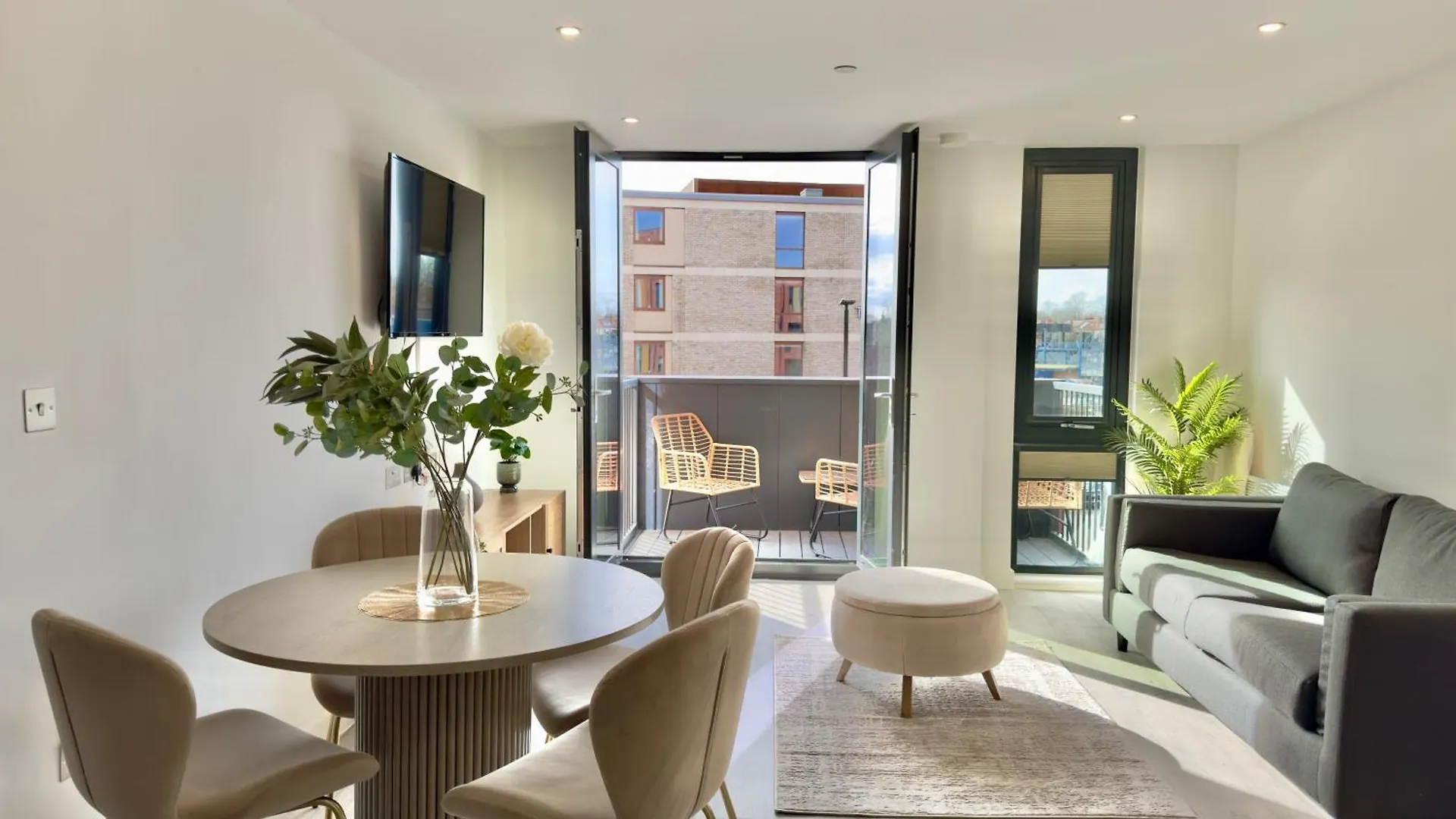 City Style Apartment 36 With Free Secure Parking York 0*,